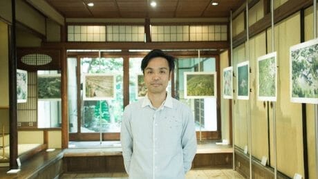 【FOCUS IT.]An exhibition by Naoki Honjo, a photographer with God's eye, opens at Paul Smith's in Kyoto.