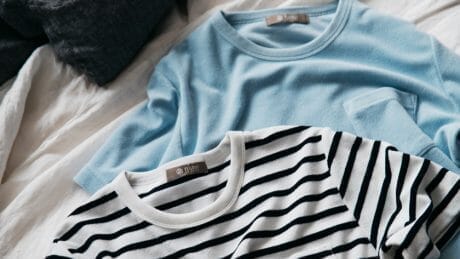 爽快に、上品に。ナノ・ユニバースから大人顔のパイル地Tシャツが登場。