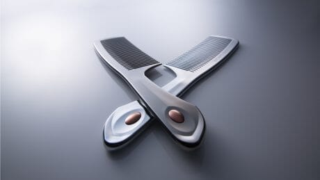 A hair comb based on sports car technology! Men, why don't you start taking care of your hair?