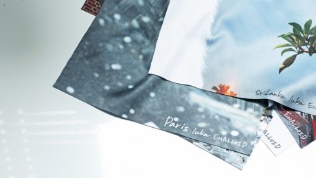 Not model Ryuka, but photographer luka, presented eyeglass wipes with emotionally rich photos.