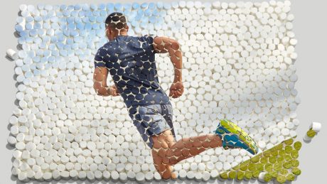 Hoka Oneone's best-selling model, Clifton, has finally evolved into its fifth generation.