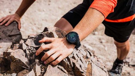 トレイルランナー必見。スントのニューモデルは魅惑のロングバッテリー仕様です。