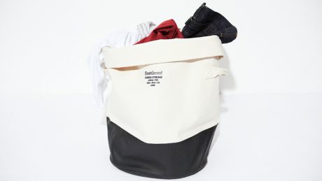 どこに置こうが、どう使おうが自由自在。フレッシュサービスの万能キャンバスストレージ。