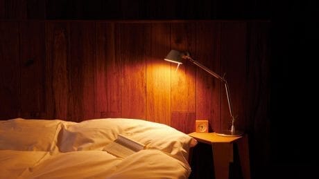 創造的思考誘発空間。本に囲まれたホテル、箱根本箱がついにオープン。