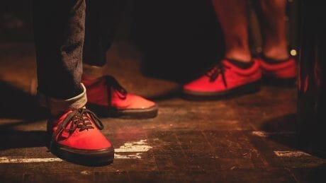 クローバルがブランド設立20周年を祝して、ヴァンズとのコラボレーションスニーカーを発表。