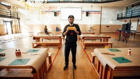 【試写会プレゼント】SXSWやエースホテルも熱い視線！  ダンボールをアップサイクルさせるアーティストを追った映画『旅するダンボール』。