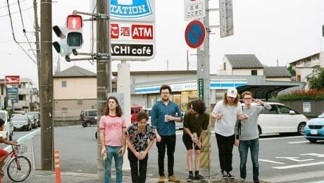 LIFE son、TRUCK furniture、Nui. HOSTELなど（ほぼ）無料ライブで日本を回る、豪6人組ジャズバンドThe Lagerphones。