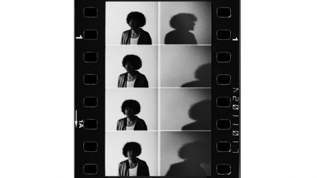 写真家・山谷佑介の過去・現在・未来を総ざらいした展示がスタート。必聴のトークショーも！