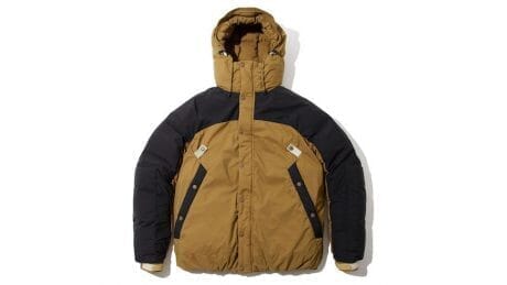 ZOZOTOWNストアのみで販売。エフシーイー® × ナンガのクラシックなダウンジャケット。