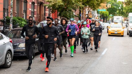 Good news for those looking for earphones for running. A new product with amazing stamina is now available.