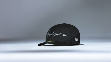 メジャーリーグ御用達のモデルをフィーチャー。ヨウジヤマモトとニューエラのスポットアイテム。