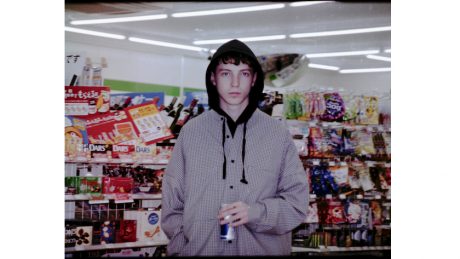 静寂の中に潜む強い個性。ワンダーランドの2019年春夏コレクション。