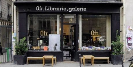 パリのアーティストたちが集う本屋「Ofr.」で開催される、スケアーのPOP UP SHOP。