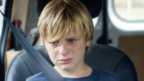 【試写会プレゼント】各国映画祭やロッテントマトでも高評価！ 家族を描いたサスペンス映画『ジュリアン』。