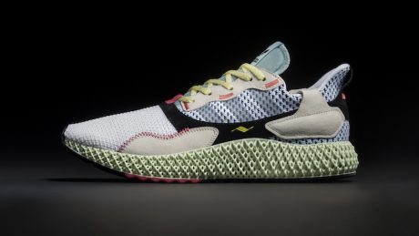 スニーカー新時代の幕開け。4Dソールテクノロジーを搭載したアディダスのZX 4000。