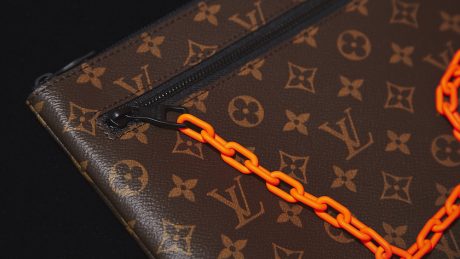 連載「憧れの逸品」No.80 3％のキッチュをまぶしたルイ・ヴィトン。