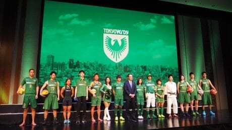 東京ヴェルディが創立から50周年！ 刷新されるロゴを手がけたのはデザイン界を牽引する超大物です。