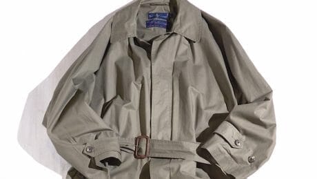 【 Today's Finamz] Perfect for the coming season! Stencil-collar coat of that long-established brand.