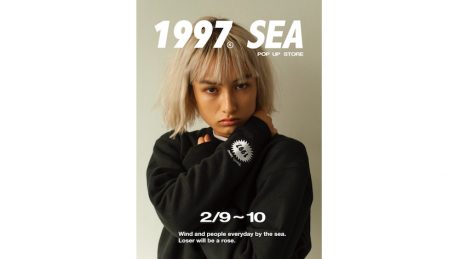 巧みなロゴ使いがポイント。ユースルーザーとウィンダンシーによるコラボレーションアイテム。