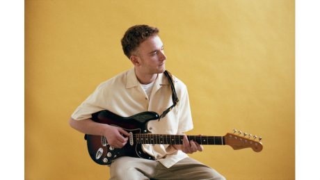 トム・ミッシュ、待望の来日公演が決定。