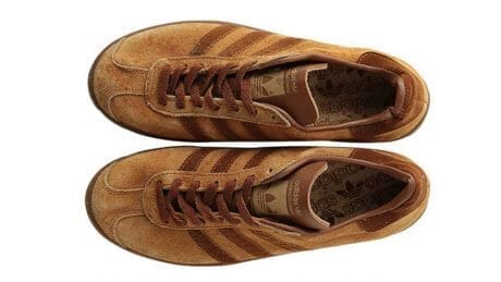 【 Today's Huinams] Discover the golden size of adidas' famous products. You can also enjoy the feeling of everlasting summer.