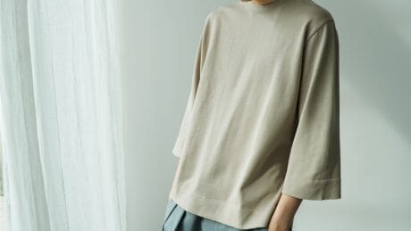 Densely knitted, washable knitwear. Edited by nano universe and stylist Arata Kobayashi.