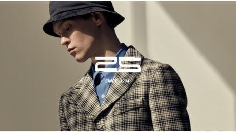 今年で設立25周年を迎えたエディフィスの最新ルック。コンサバとモードの狭間をいく完璧な仕上がりです。