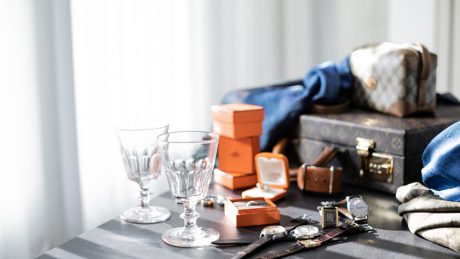 The exhibition is a collection of luxury goods, and its name is Luxury Goods Exhibition. Due to its popularity, the second exhibition will be held as soon as possible.