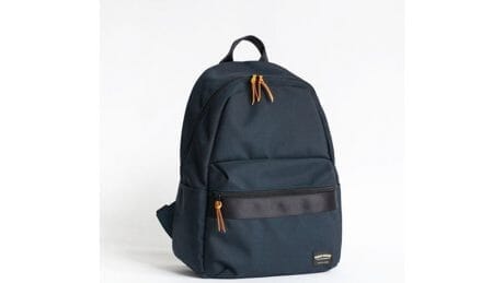 定番の型だけど使い勝手は段違い。日常に溶け込むワンダーバゲージの新作バッグ。