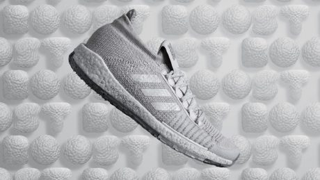 Pre-sale limited to 300 pairs in Japan. Pulseboost HD, an urban running shoe with enhanced stability due to its high density.