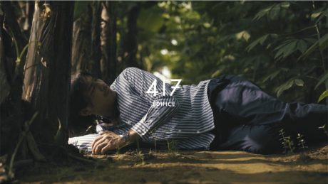 【Focus It.] Packaging the atmosphere of a travel destination. 417 A new visual expression from the creators of the EDIFICE movie.