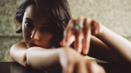 蜷川作品と共に迎える、女優・玉城ティナの新章。