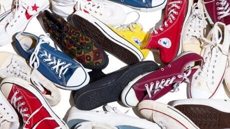 もはや絶滅危惧種!? アメリカ製コンバースをハグレが大量発掘。