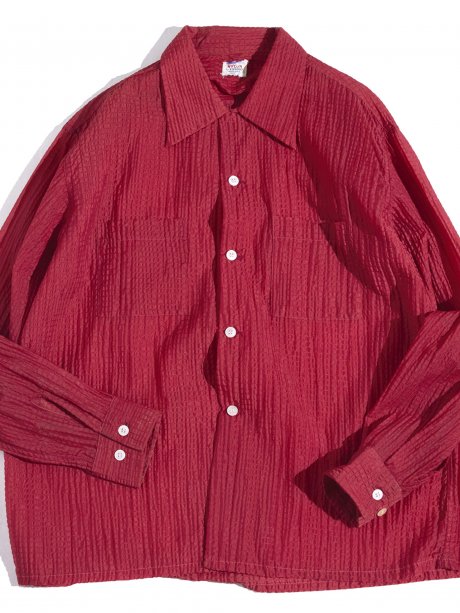 The impression changes with the choice of material. This is true.