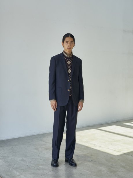 Urban Research specially ordered Brooks Brothers. It is now available in a superb silhouette that seems to be in style right now.