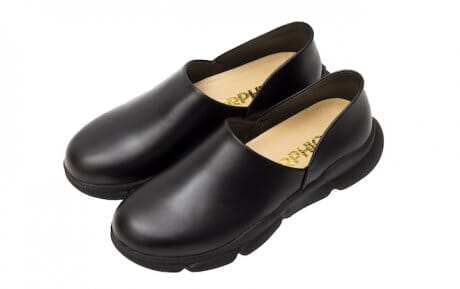 スリッポン感覚で履けるオルフィックのニューモデルは、これまで以上にミニマルな仕上がり。