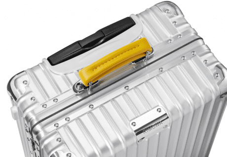 リモワのユーザーに朗報！ スーツケースのカスタマイズサービスがはじまりました。