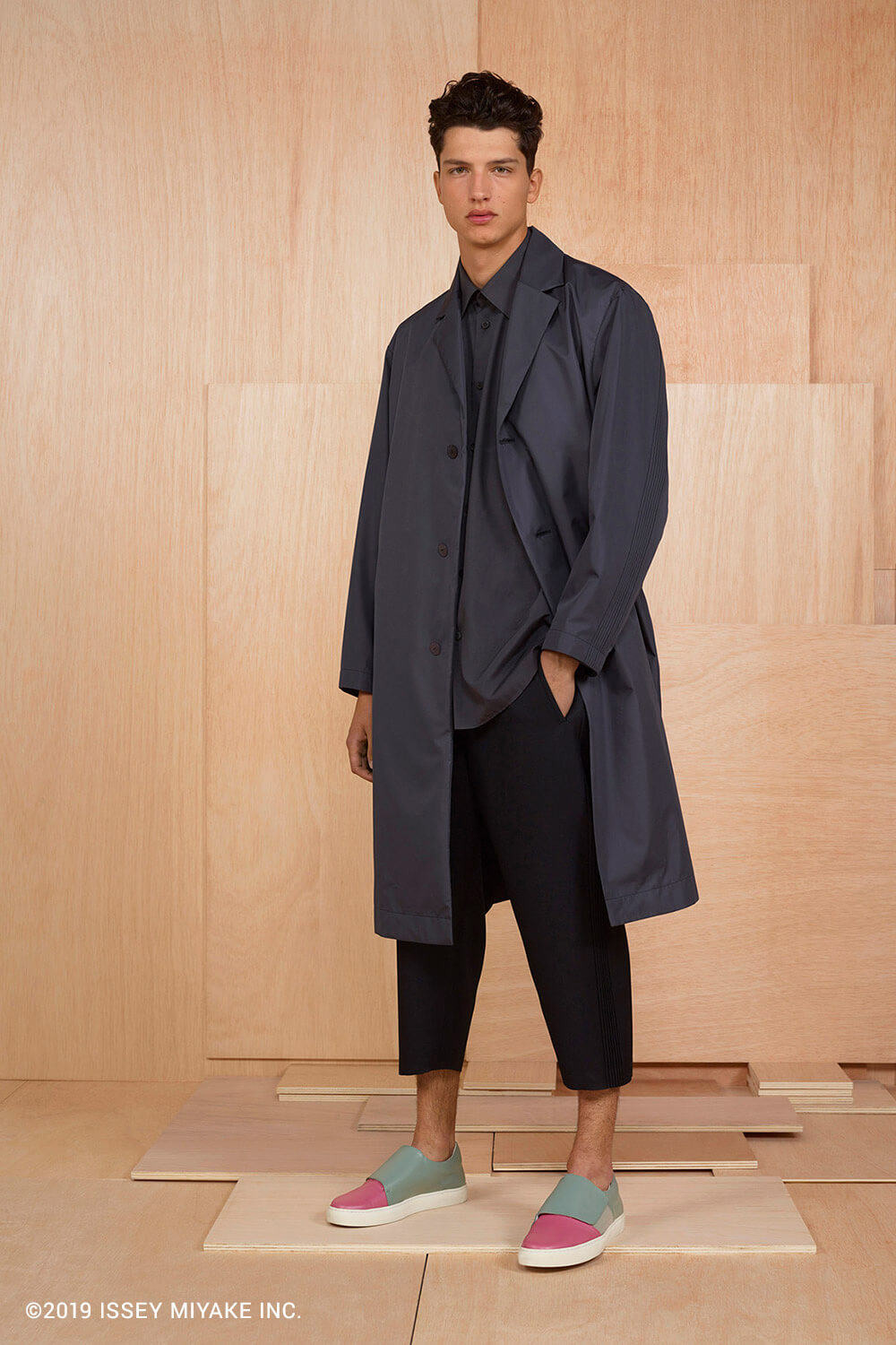 ISSEY MIYAKE MEN チャイナジャケット　ストライプ イッセイミヤケ メンISSEY MIYAKE MEN コットンストライプシャツ