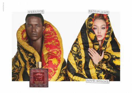 本物の愛を表現する、ヴェルサーチェの情熱的なフレグランス。