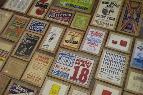 テキサスからやってきた39枚のヴィンテージ・ポスター。壁面をアートに見立てたアクメ ファニチャーのイベントが開催されます。