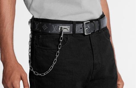 ルイ・ヴィトンから新作のベルトが登場。ヴァージル流のデザインが洒落ています。
