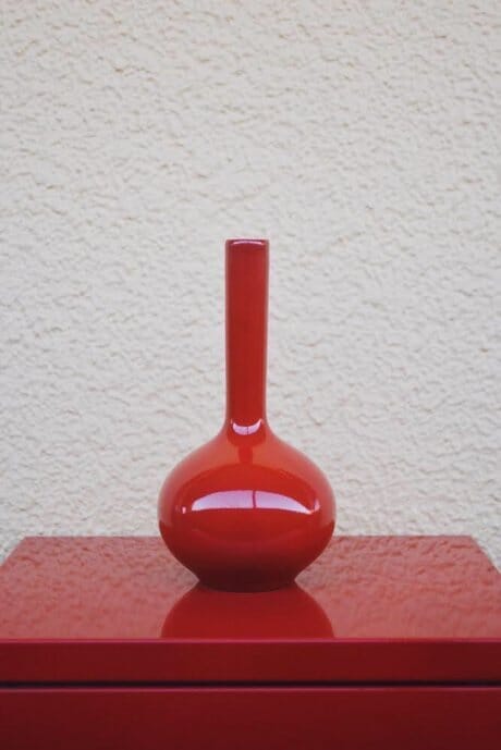 100個の花瓶がボイスに集結。どれも1点ものなので早い者勝ちです。