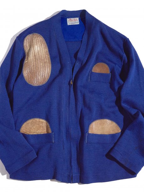 猟銃を打つためのディティールが満載です。パッチの経年変化もよし。