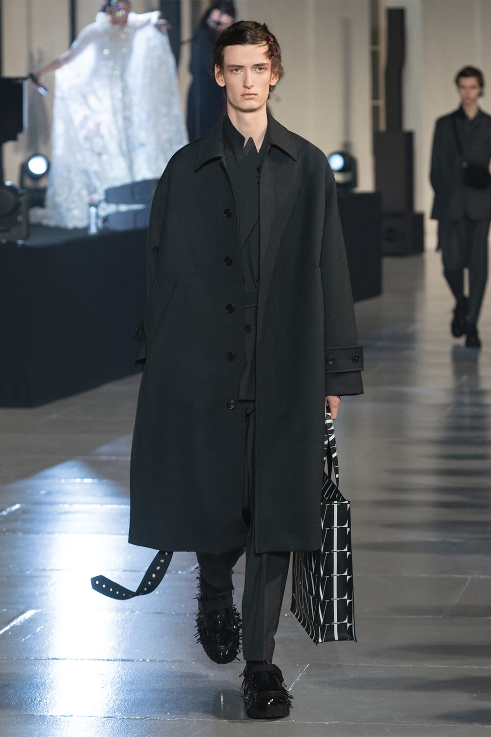 VALENTINO | HOUYHNHNM（フイナム）