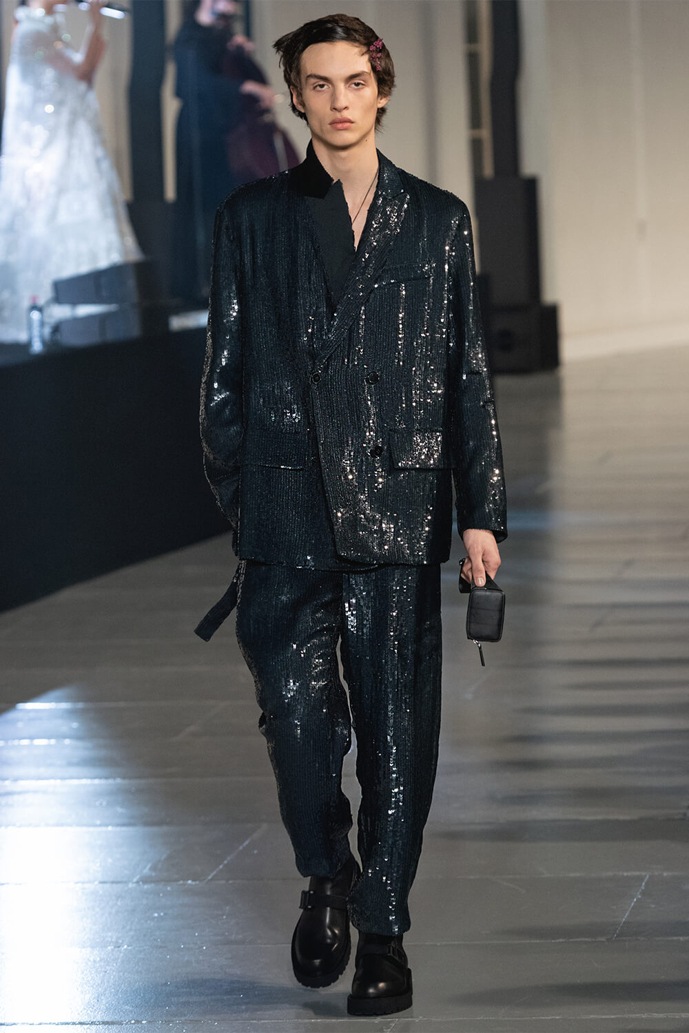 VALENTINO シェスハレンティノホウティテルイヤリンク 楽天市場】VALENTINO ヴァレンティノ リング 4W2J0U83DHC