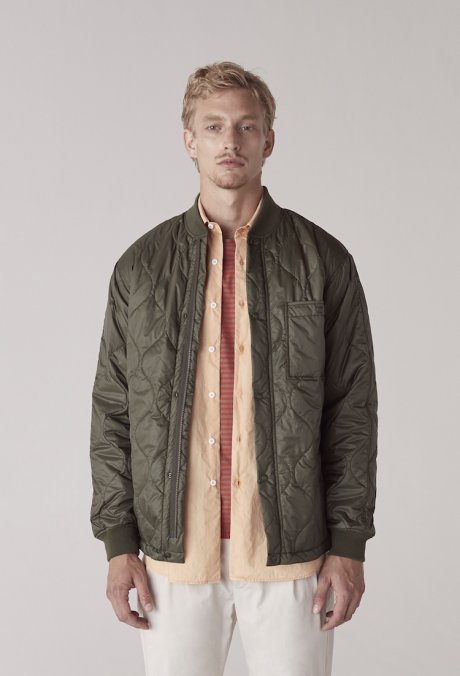 Aspesi, an Italian brand that continues to pursue minimalism, opened its first flagship store in Japan!