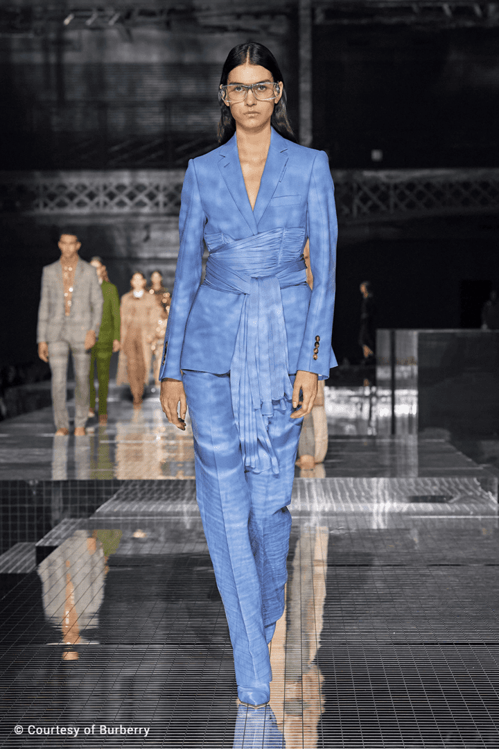 最終★極美品♡BURBERRY ノバチェック♡ティアードワンピ♡ジャンスカ♡ロゴ BURBERRY - バーバリー チェックワンピースの通販 by みこ's