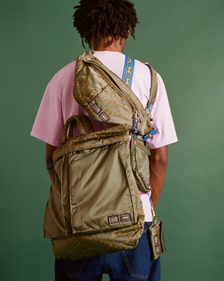 アリーズがラグジュアリーに料理する、ポーターとのコラボバッグシリーズ。