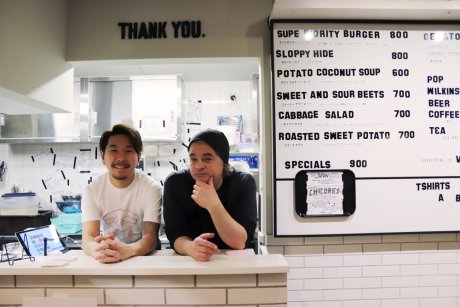 [FOCUS IT.] A burger store from NYC is here to show us the diversity of veganism!