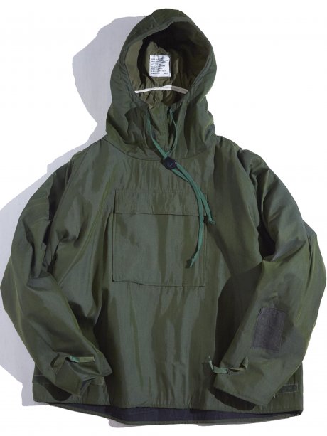 For anti-chemical soldiers . An anorak of the British Army with a certain atmosphere.